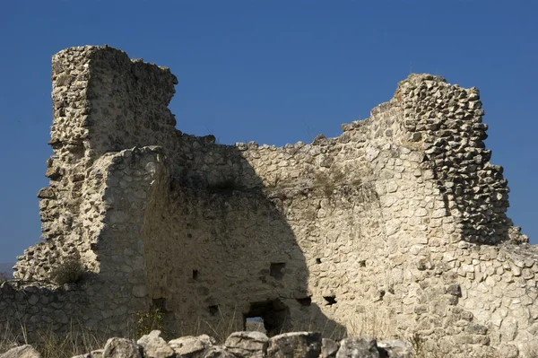 Abruzja zamek — Zdjęcie stockowe