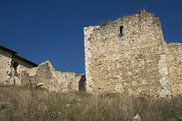 Abruzzo slott — Stockfoto