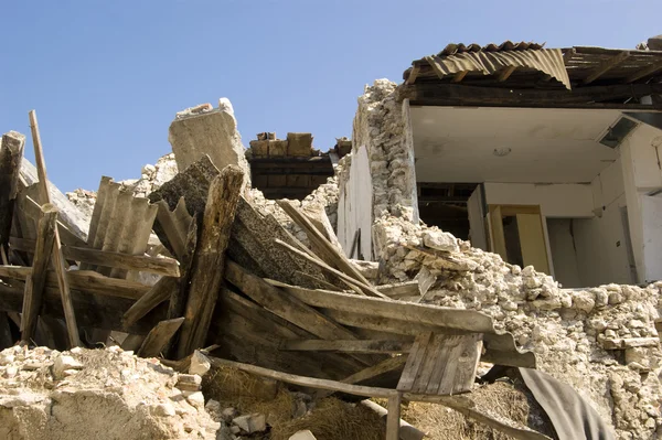 De verwoesting van de aardbeving — Stockfoto
