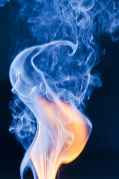 火和烟 — 图库照片
