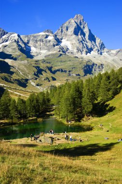 Mavi Göl cervinia, İtalya