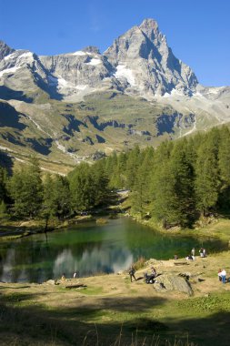 Mavi Göl cervinia, İtalya