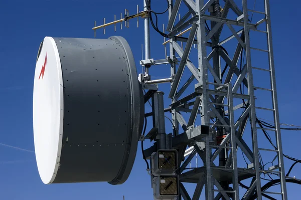Antenas para la comunicación de datos — Foto de Stock