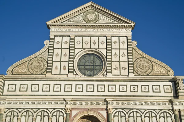 佛罗伦萨教堂的圣母玛利亚 — 图库照片