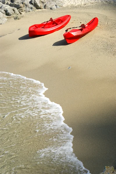 Kayak sulla spiaggia — Foto Stock