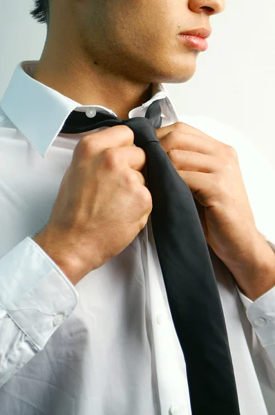 Портрет молодого чоловіка з краваткою — стокове фото