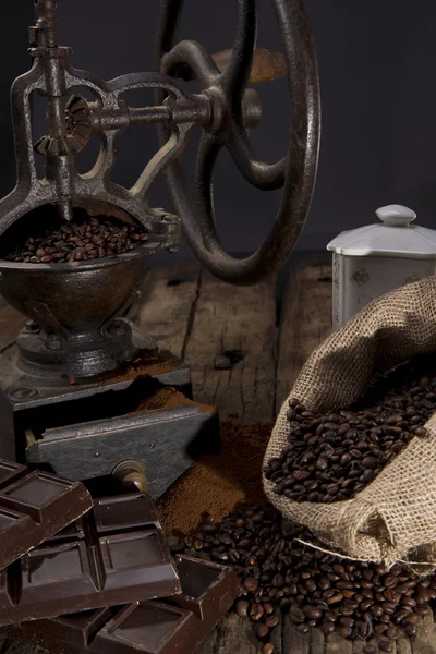 Antique coffee grinder — Stock Photo, Image