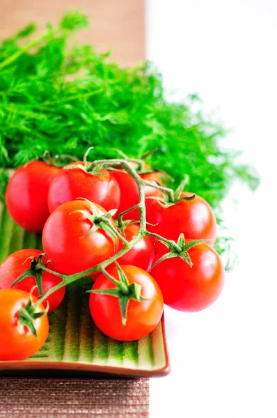 Tomates sobre fondo blanco — Foto de Stock