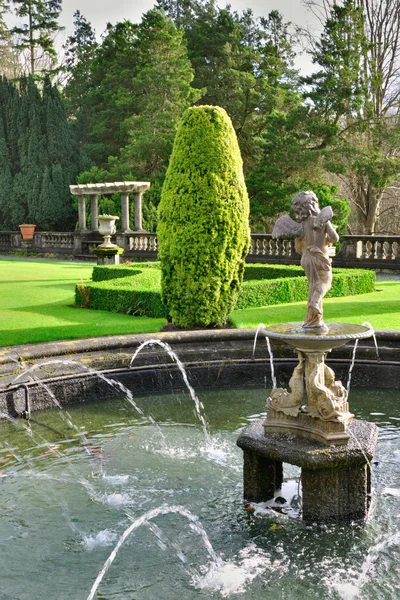 공식적인 영국 정원, rydal 홀 — 스톡 사진