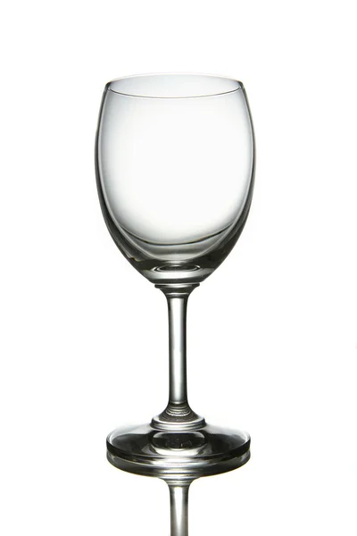 Één leeg glas wijn geïsoleerd op de witte achtergrond — Stockfoto