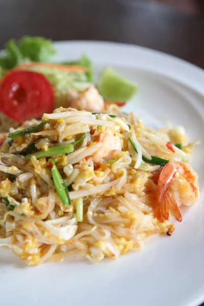 Tay gıda padthai kızarmış noodle ile karides — Stok fotoğraf