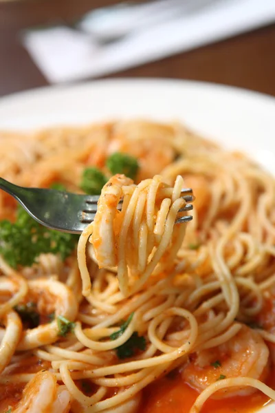 Spaghetti med skaldjur — Stockfoto
