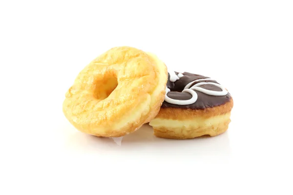 Donut de chocolate isolado em fundo branco — Fotografia de Stock