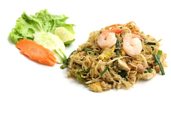 Elszigetelt fehér háttér a thai élelmiszer-padthai — Stock Fotó