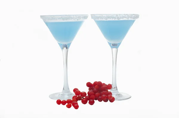 Két martini szemüveg és bogyók — Stock Fotó