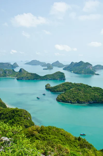 Ön och havet i gulf of thailand. — Stockfoto