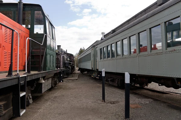 Antika tren demiryolu araçları — Stok fotoğraf