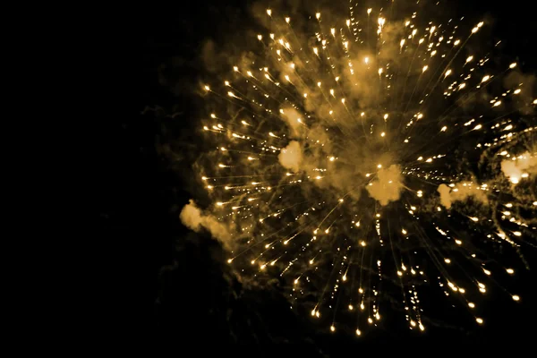 Lindos fogos de artifício — Fotografia de Stock