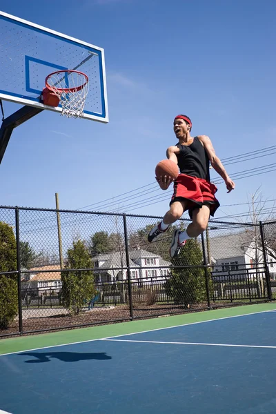 Yetenekli basketbolcu — Stok fotoğraf