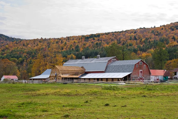 Zvyšování stodoly — Stock fotografie