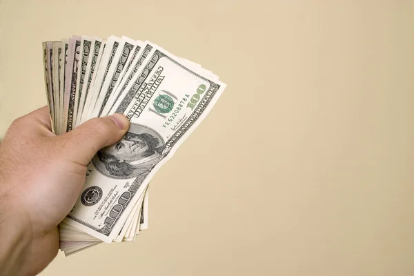 Um punhado de dinheiro — Fotografia de Stock