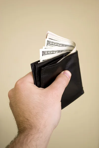 お金でいっぱいの財布 — ストック写真