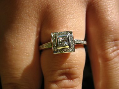 özel nişan yüzüğü