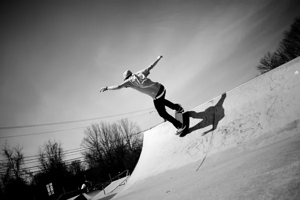 スケート ボードの傾斜路 — ストック写真
