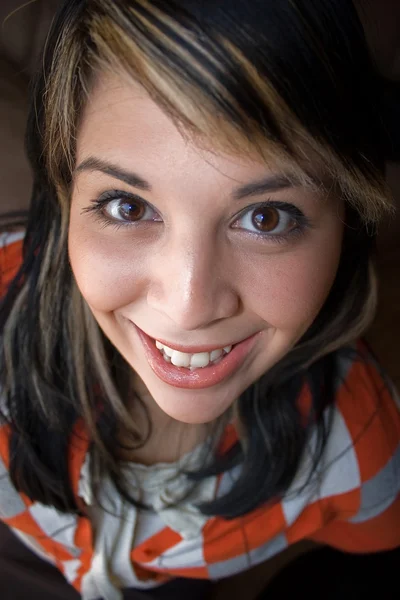 Sorrindo Jovem espanhola Mulher — Fotografia de Stock