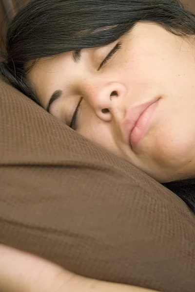 Спящая женщина — стоковое фото
