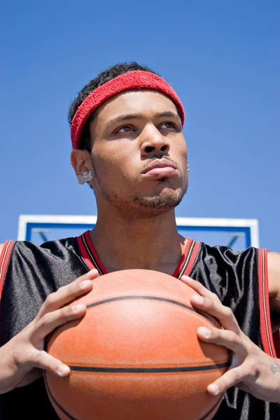 Confident Basketball Player — Stock Photo, Image