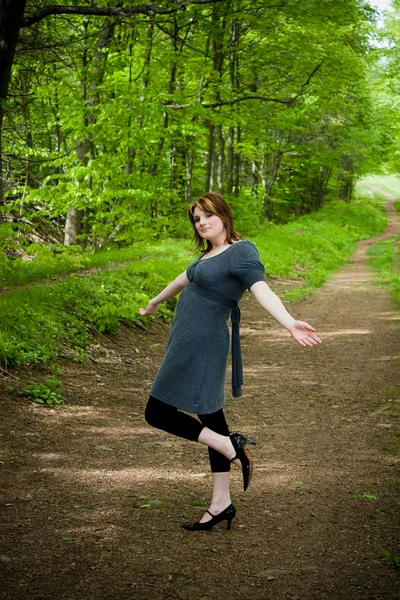 Bailando en el bosque — Foto de Stock