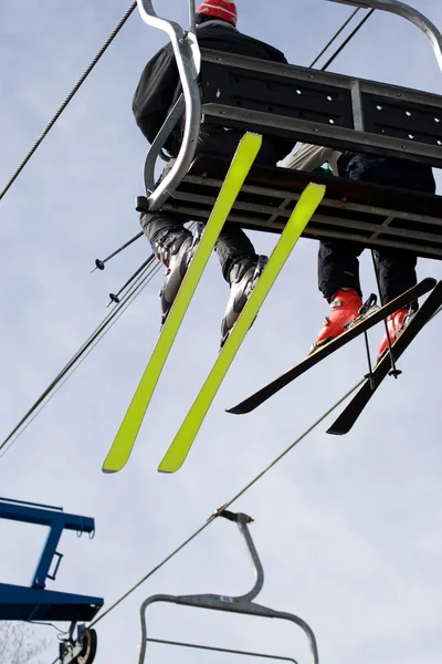 Skiliftstuhl — Stockfoto