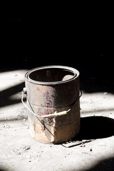 Old paint bucket — Stock Photo, Image