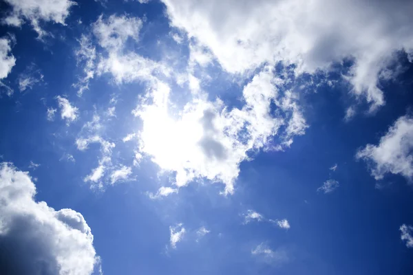 素晴れらしい雲 — ストック写真