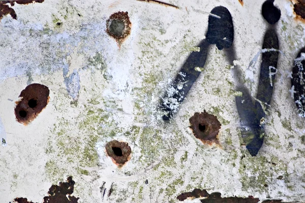 Τρύπες από σφαίρες σκουριασμένα — Φωτογραφία Αρχείου