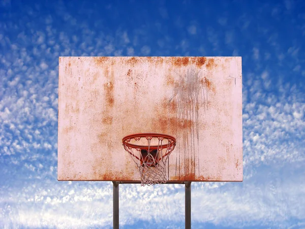 Geïsoleerde basketbal hoepel — Stockfoto