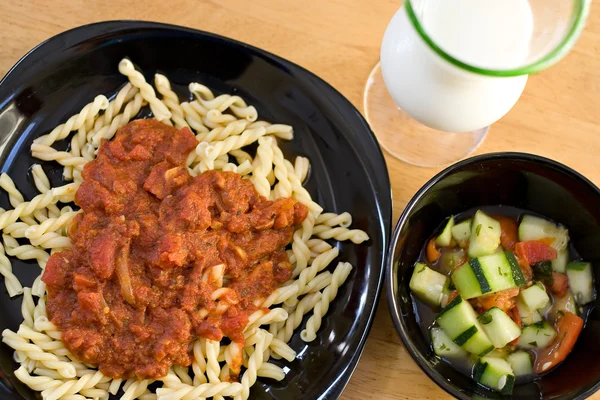 A Homemade Italian Meal — Stock Photo, Image