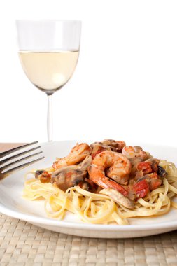 karides scampi linguine ile