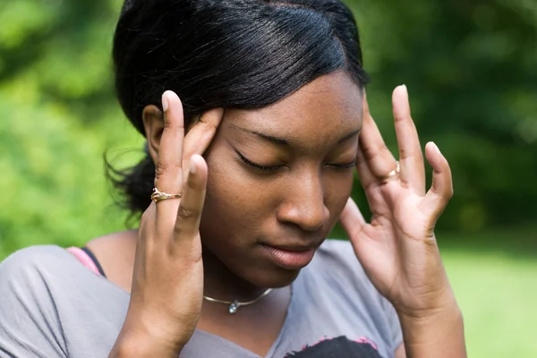 Mal de tête douloureux — Photo