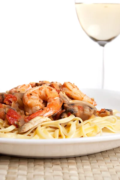 Shrimp Scampi with Linguine — Stock Photo, Image