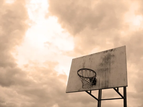 篮球篮筐 — 图库照片