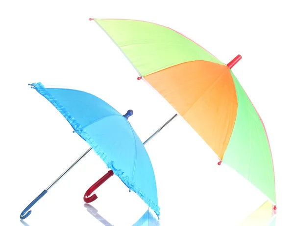 Δύο ζωηρόχρωμες ομπρέλες που απομονώνονται σε λευκό — Φωτογραφία Αρχείου