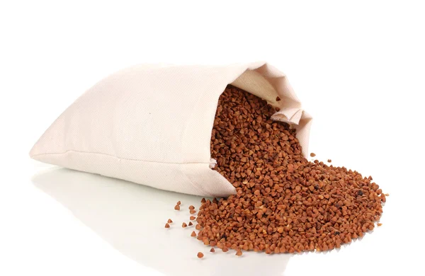 Sacchetto di stoffa di grano saraceno isolato su bianco — Foto Stock