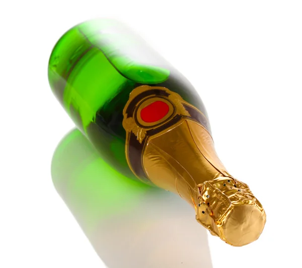 Botella de champán aislado en blanco — Foto de Stock