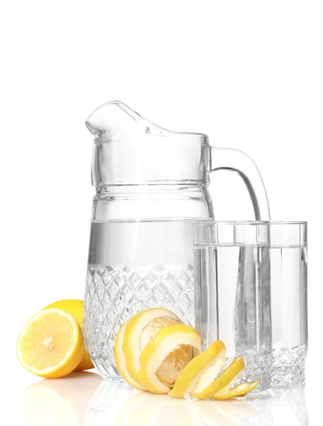 투 수와 레모네이드와 레몬 흰색 절연의 안경 — 스톡 사진