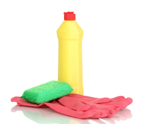 Жидкость для мытья посуды с перчатками и губкой, изолированная на белом — стоковое фото