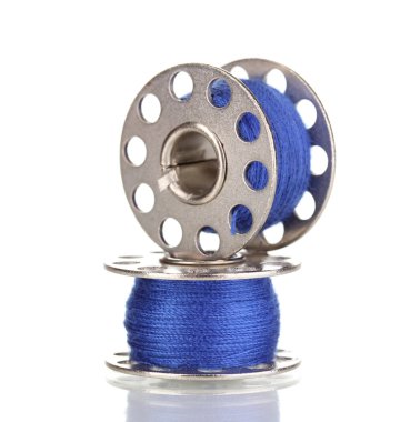 metal makaralar üzerinde beyaz izole iş parçacığı