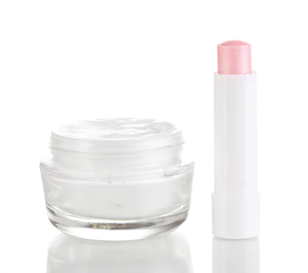 Hygienischer Lippenstift und Feuchtigkeitscreme isoliert auf Weiß — Stockfoto