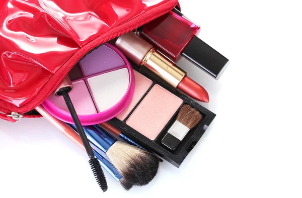 Make-up zak met cosmetica en borstels geïsoleerd op wit — Stockfoto